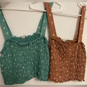 American Eagle lot of tanks (2)